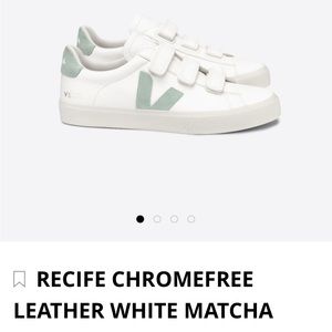 BNIB Veja Recife Chromefree
Leather White Matcha Shoes Size 40